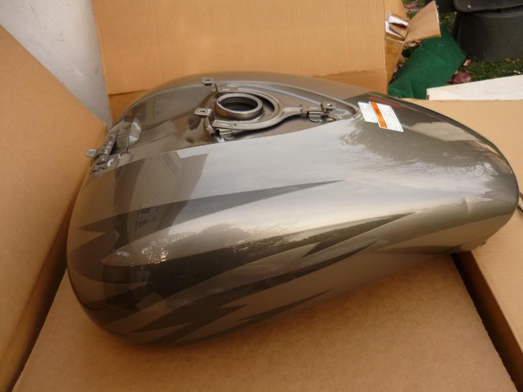 2005 vtx1800f fuel tank 350 VTXOA